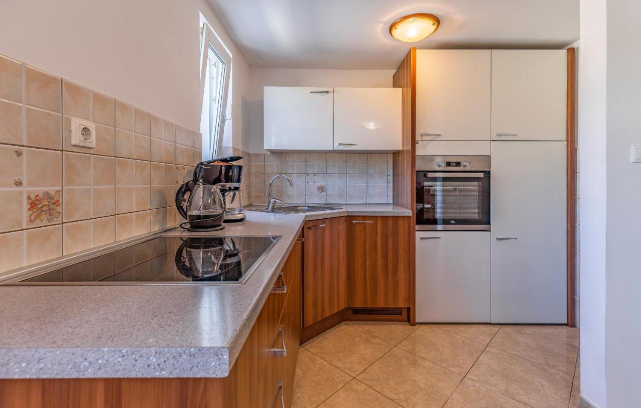 Apartment Melanie Marcana